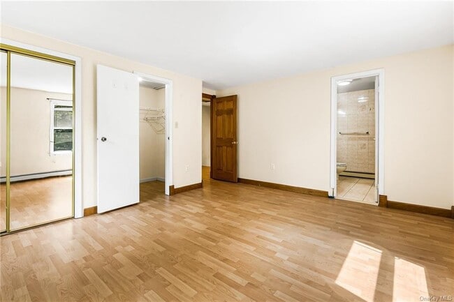 Building Photo - 19 Raker Rd