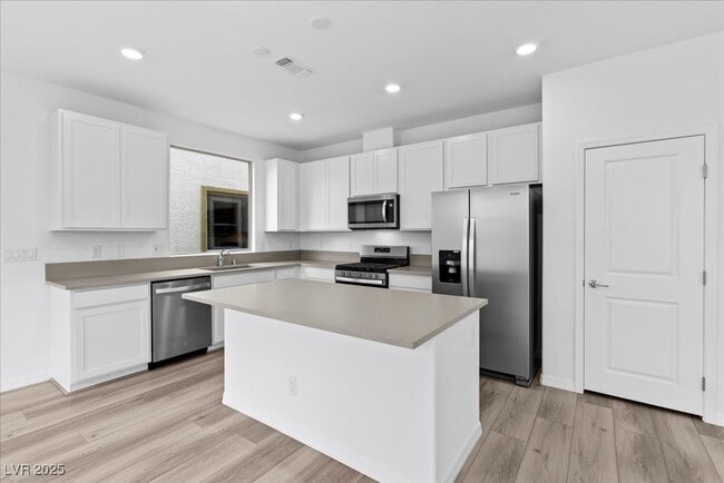 Building Photo - 5774 Aurora Gale Ct