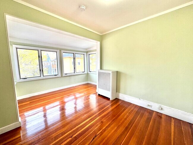 Building Photo - 40 Highland Ave