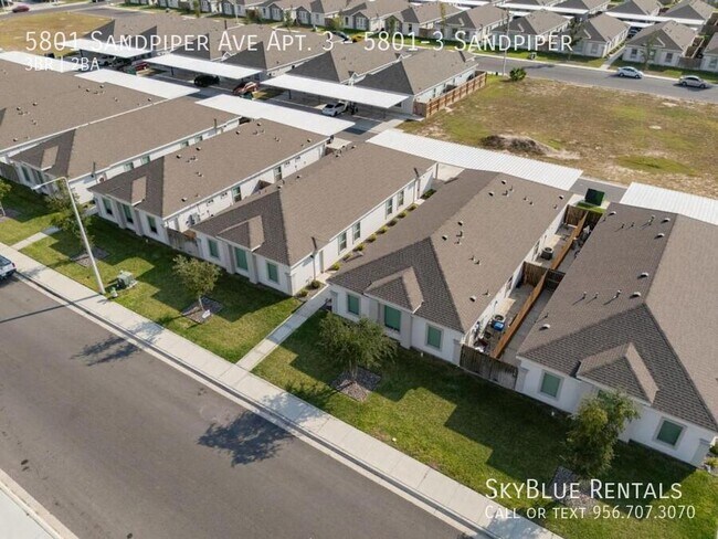 Building Photo - 5801 Sandpiper Ave