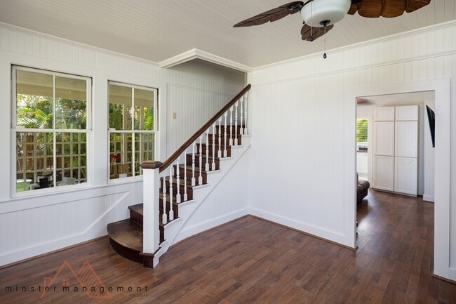 Building Photo - 218 Paiko Dr