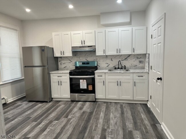 Building Photo - 145 N 2nd St