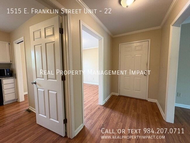Building Photo - 1515 E Franklin St