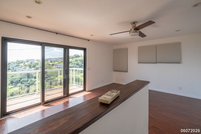 Building Photo - $3650.00 | 2bd/2.5ba Single Family Home in Halawa Heights