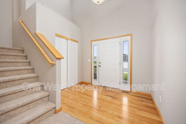 Building Photo - 6205 W 7th St