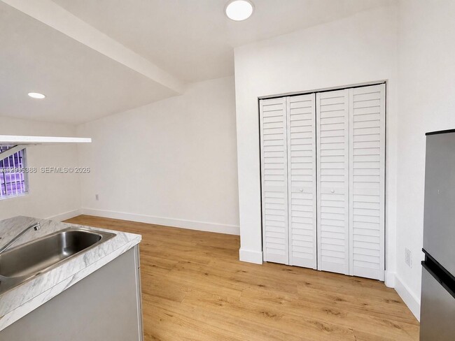 Building Photo - 330 NW 56th Ave.