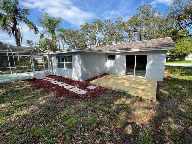 Building Photo - 8206 Clover Hill Loop