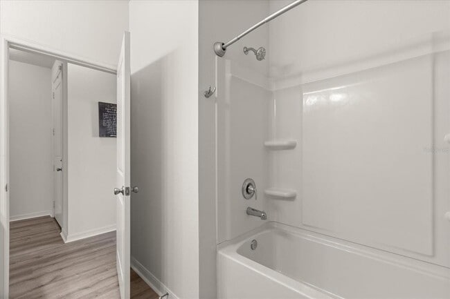 Building Photo - 756 Rioja Dr