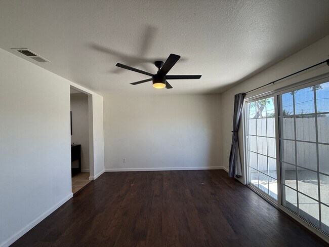 Building Photo - 1623 Point Lobos Ln