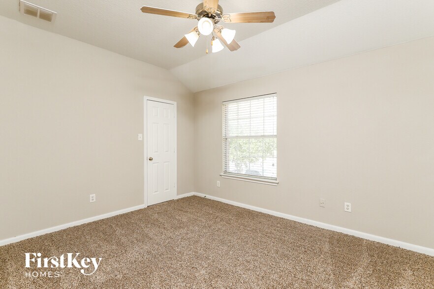 Building Photo - 2225 Crary Meadow