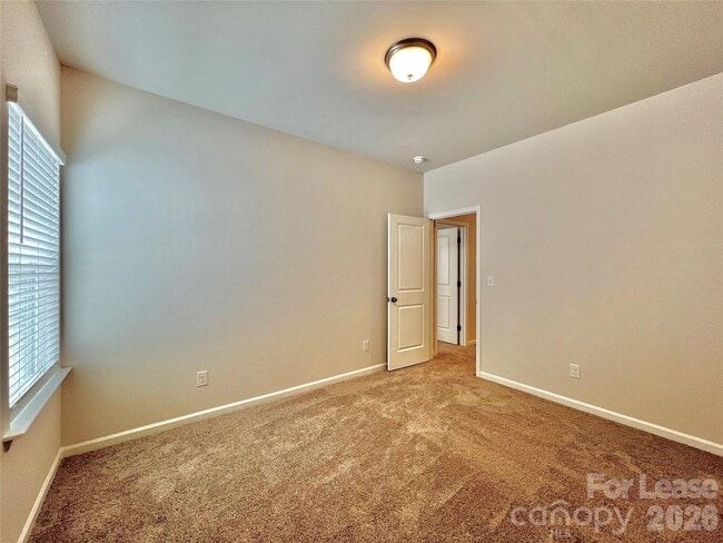 Building Photo - 1906 Gibb Xing