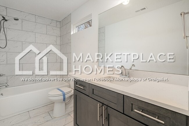 Building Photo - 190 Briar Rd