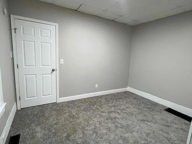 Building Photo - 2309 Date St