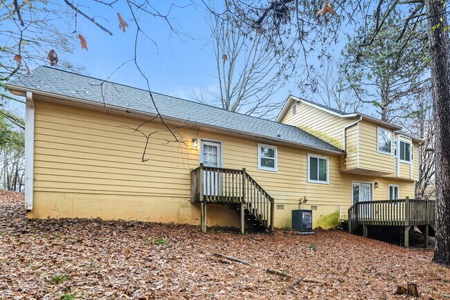 Building Photo - 1450 Moriah Trce