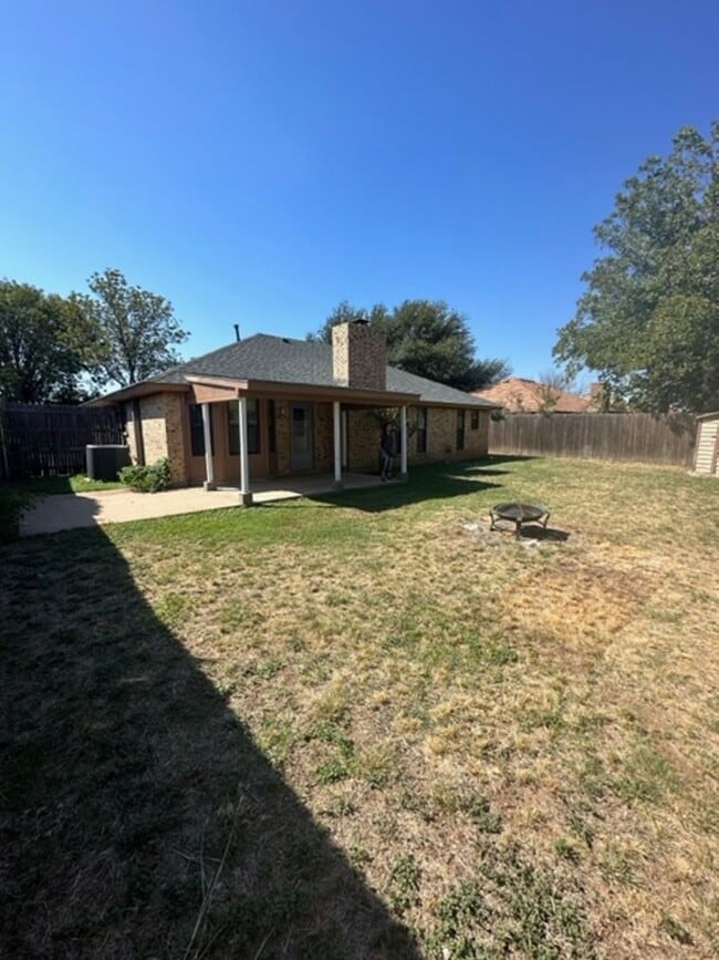 Building Photo - 6010 Princess