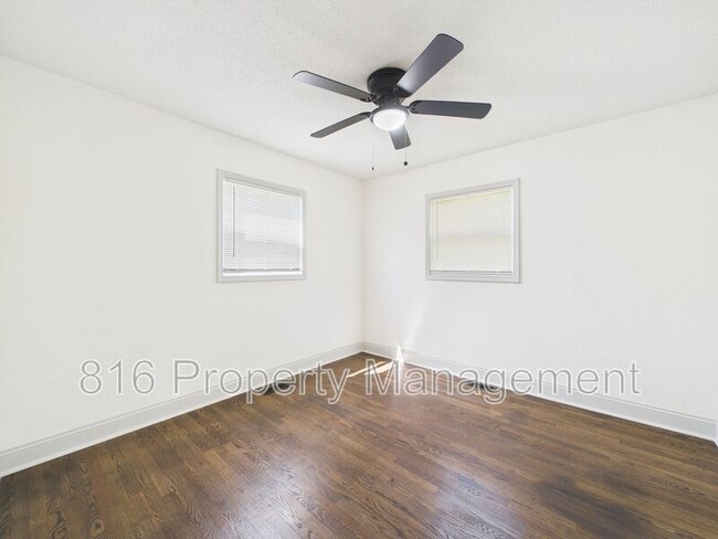 Building Photo - 1406 N Ponca Dr
