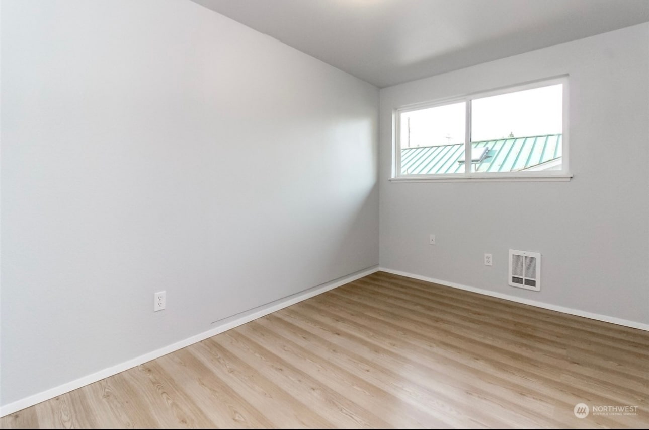 Building Photo - 10914 108th St SW