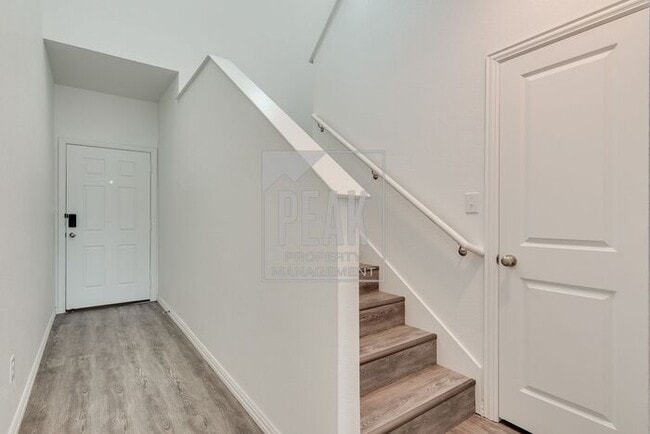 Building Photo - $1630! 3 Bed 2 1/2 Bath home in FORT WORTH!