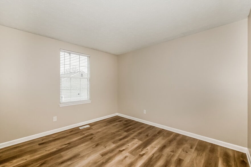 Building Photo - 3329 Gainesville Ct