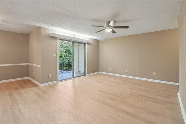 Building Photo - 2398 Lawrenceville Hwy