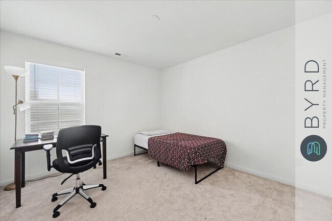 Building Photo - 18111 Jones Run Trl