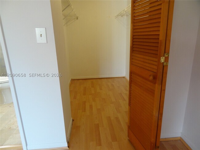Building Photo - 8850 SW 123rd Ct