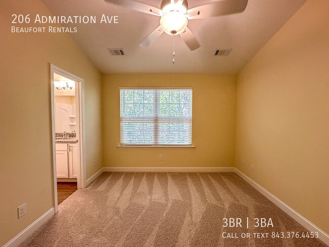 Building Photo - 206 Admiration Ave