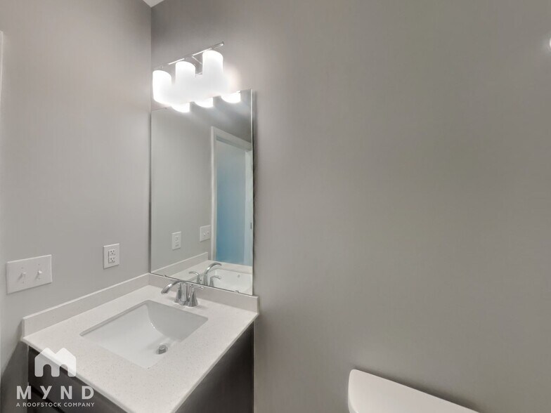 Building Photo - 3372 Belterra Pt Dr