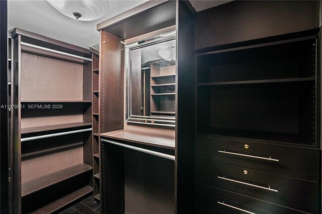 Building Photo - 1151 N Fort Lauderdale Beach Blvd