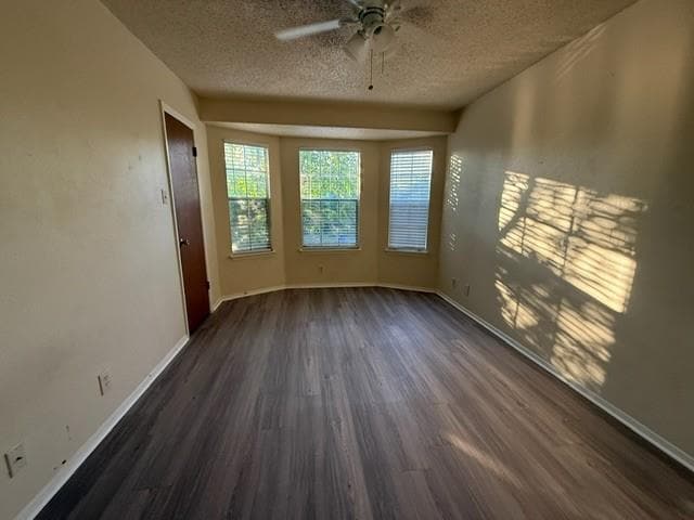Building Photo - 2106 Kirksey Dr