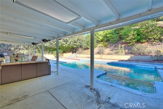 Building Photo - 23862 Country View Dr