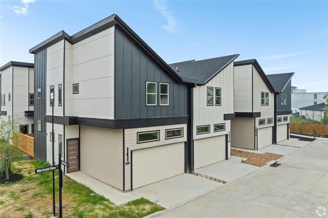 Building Photo - 13822 Bee Flower Ln