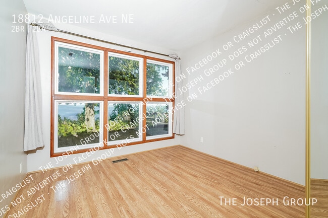 Building Photo - 18812 Angeline Ave NE