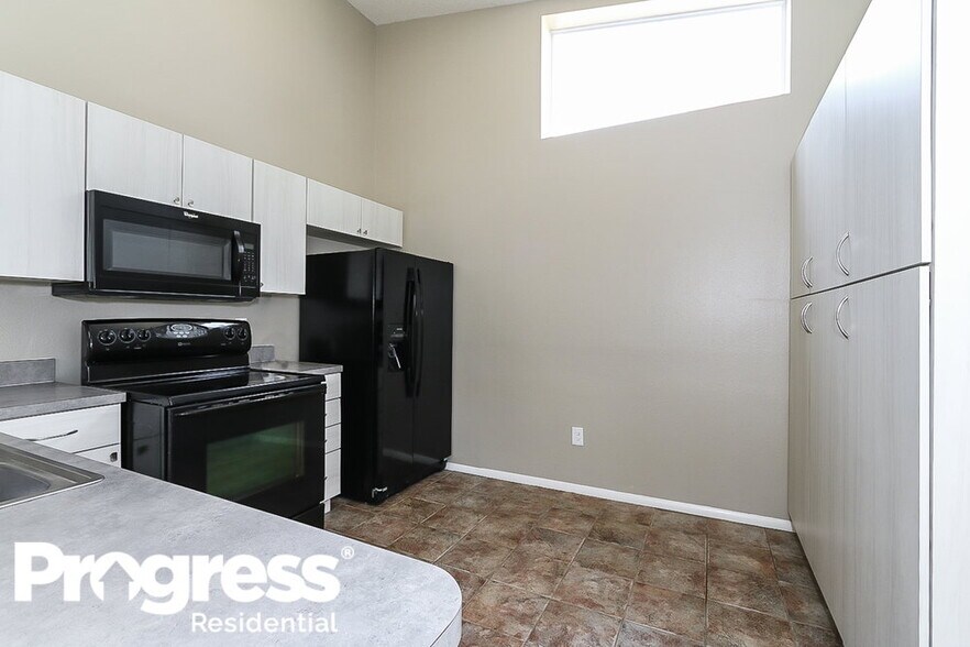 Building Photo - 13414 Laraway Dr