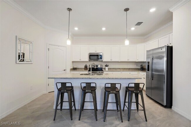 Building Photo - 14498 Cantabria Dr