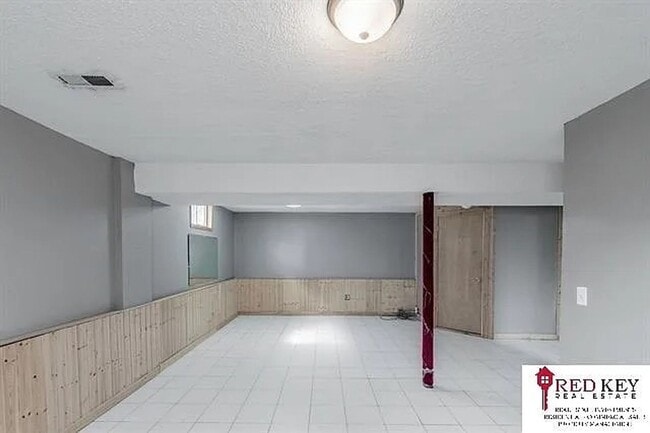 Building Photo - Spacious 3 Bed / 3 Bath Home in Westchester of Millard!