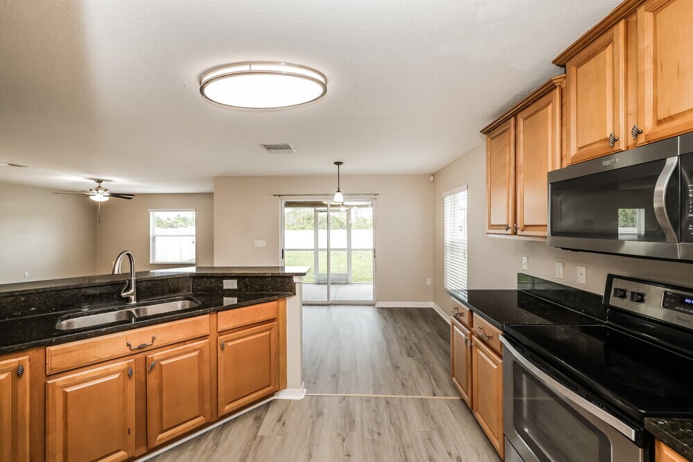 Building Photo - 7614 Maroon Peak Dr
