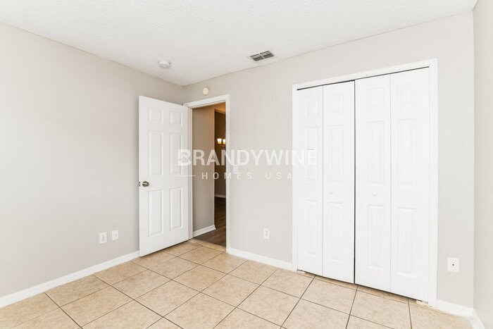 Building Photo - 7803 Myrtle Oak Ln