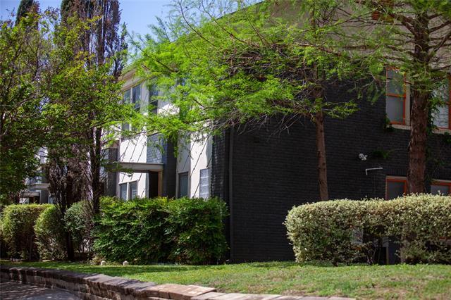 Building Photo - 5347 Lewis St