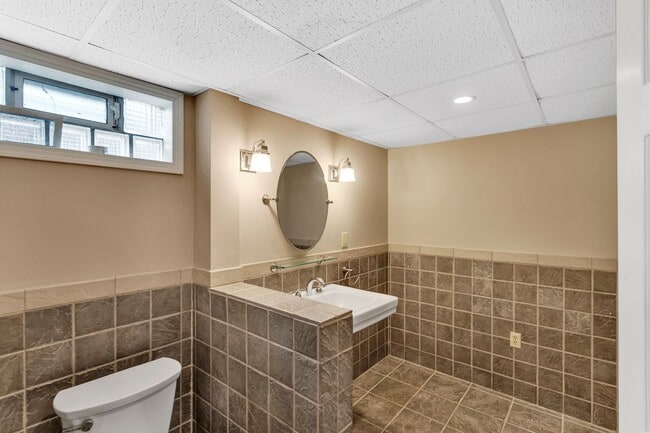 Building Photo - Updated 3BR Home Near Sewickley with Central Air & Finished Walk-Out Basement