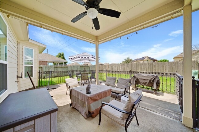 Building Photo - 9957 Spring Rock Ln