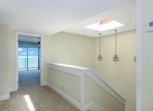 Building Photo - 995 N Highway A1A