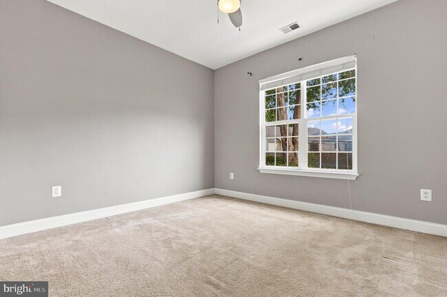 Building Photo - 10717 Bentley Ln