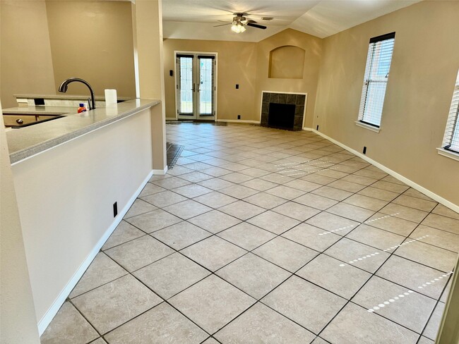 Building Photo - 19334 Wading River Dr