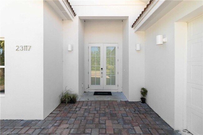 Building Photo - 23117 Hammond Ave