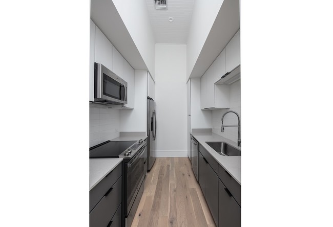 Floorplan - Auction House Apartments