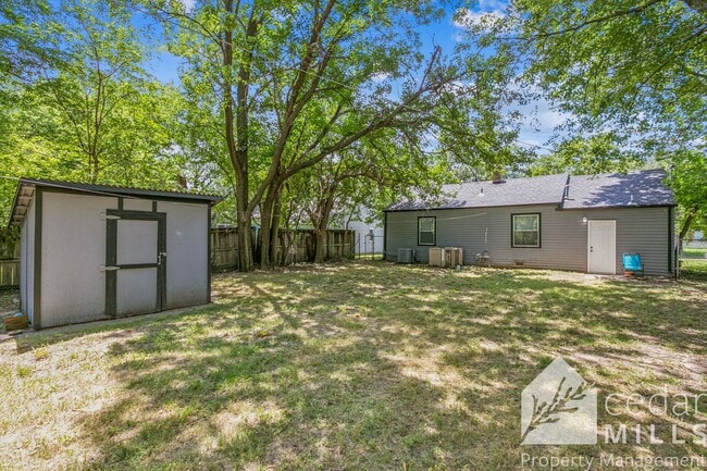Building Photo - Affordable Home in South Wichita