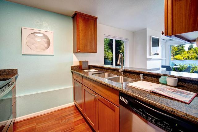 Building Photo - 1 bedroom in Seattle WA 98133