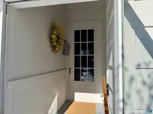 Building Photo - 43 Neck Rd