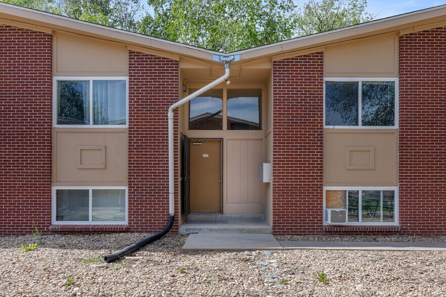 Building Photo - 3740 Owens St